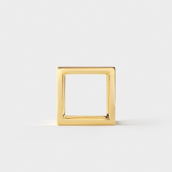 IVAN-GOLD-CUBE-FRONT